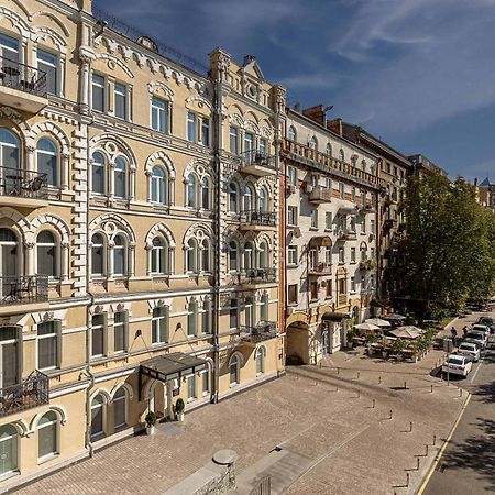 Queen Bee Kiew Exterior foto